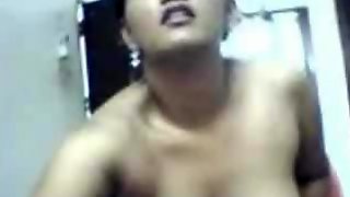 Very old webcam video of punjabi indian girl