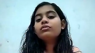 Hot girl showing her body