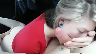 Amateur Car Blowjob