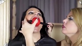 Bondage Lesbians