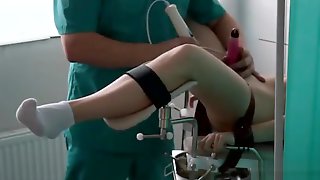 Russischer Gynäkologe, Frauenarzt, Klistier Bdsm