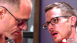 Gros Fist Anal Gay, Gay Help, Gay Mature Suce