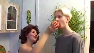 Naked Kitchen Mature