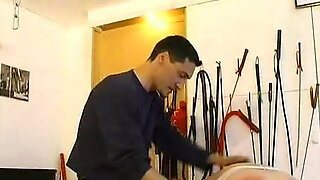 Bdsm French, Fouettée Bdsm Française