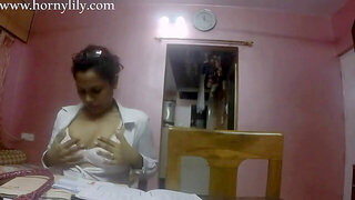 Slutty indian secretary gets kinky in the office