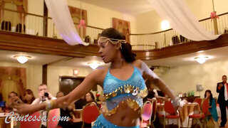 Trini Indian women shake bootie in This Sexy Chutney Dance Video