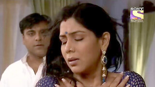 Sakshi Tanwar super hot Indian Aunty getting seduced by a enormous Uncle