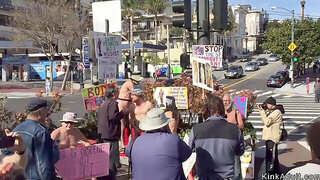 Exhibitionist, Voyeur