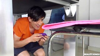 Vibrator Handjob M, Tricked