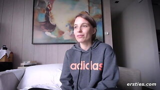 Ciasna, Lesbijki, Małe Cycki