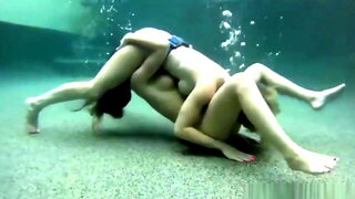 Lesbian Underwater Orgasm
