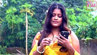 Alluring Indian girl hot adult clip