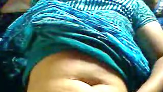 Hot Indian Wife navel show