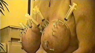 Aiguilles Bdsm, Grosse Truie