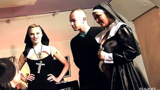 Nun