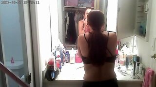 Undressing Hidden Cam