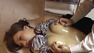 Seduced Masseur