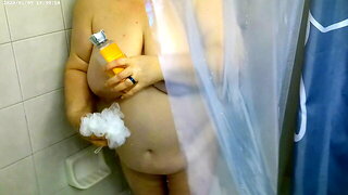Voyeur Mom Shower