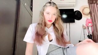 ウェブカメラ, 女学生