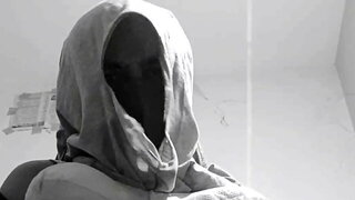 Indian hijabi aunty masturbation and huge boobs
