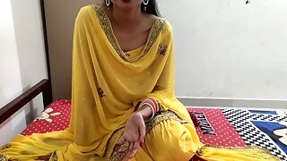 Cheating Indian Bhabhi Gets her Big Ass Fucked By Devar Indian Village Desi Bhabhi Ki Devar ke Sath Mast Desi Chudai xxx