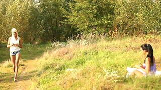 Lesbian Dicke Titten