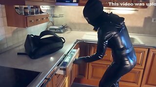 Robber Big Tits