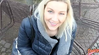 Vibrator Public, Orgasm Voyeur, German
