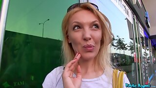 Public Agent Amateur, Fake Producer, Une Dame À Enculer, Argent