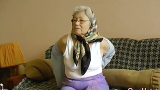 Reife Oma Solo, Oma Stript, Granny Mature Solo Strip, Oma Runter