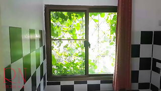 Nackte Frauen Duschen, Nackt Baden Im Freien, Nackt In Der Öffentlichkeit