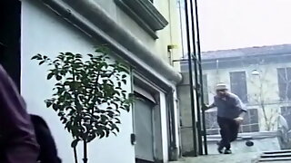 Exhibitionist