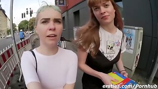 Lesbian Flashing
