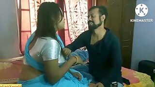 Desi kaamvali ko malik ne satisfied kiya