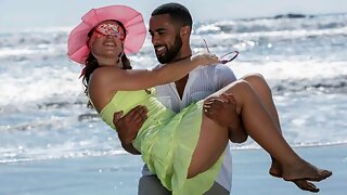 Young Gets Black Dick