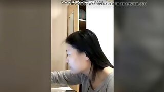 Chinese exhibitionist streamer girl masturbates, orgasms