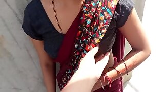 Close Shots Of Desi Bhabi Wet Pussy