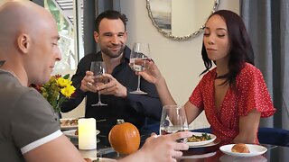 Latina Mmf, Alexis Tae Threesome