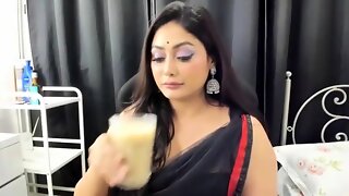 Indian Evie Fox solo masturbation