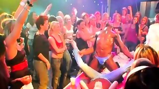 Sperme Public, Danse