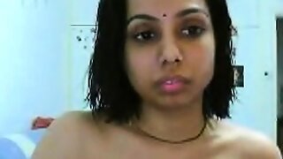 Sweet desi girl on cam