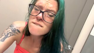 Angezogen Quickie, Umkleidekabine Masturbieren
