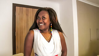 Ebony Masseuse, Masseuse Africaine