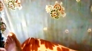Indian black cock Desi on bed masturbating and thinking about fuck a Desi aunty in big boobs for a hard fuck, James bang