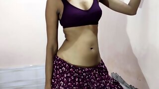 Very Beautiful - Hot Begum Looking Romantic Hot Horny In Punjabi Salwar Kurti Want Sex