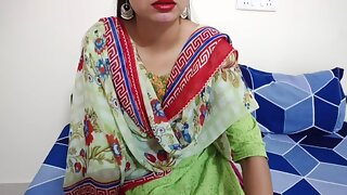 Xxx Indian Desi step-mom ne sex ki lat laga di full hindi video xxx big boobs Saarabhabhi6 clear Hindi audio  horny sexy