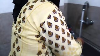 (kitchen Ne Jabardast Meri Chudai) Neighbor Fucks Tamil Muslim Hot Aunty While Cooking - Indian Sex