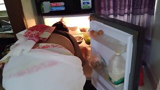 Huge Boobs - Saudi Maid In Saree Takes Food Out Of Fridge While Owner Comes And Fucks Her Big Ass