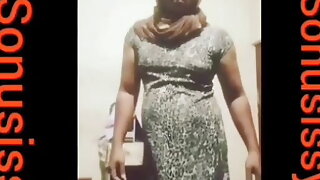 Sexy sonusissy in salwar navel striptease 