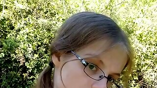 Szabadban, Nyílvános